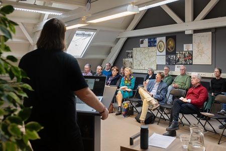 Symposium Dorpsbestuur 2025 Stef Uijens - foto Maria van der Heyden