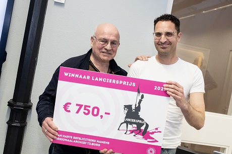 Winnaar Lanciersprijs Alex van Dongen met rechts Janus Verhagen - foto Maria van der Heyden