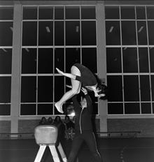 Gymnastiek, sprong over de bok 1237_005_122-2_005
