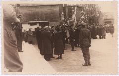 012747. Koningin Wilhelmina in gesprek met burgemeester Van de Mortel. Foto: Foto Hendrikx, Tilburg. 12747