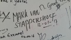 Handtekening van de burgemeester Mark van Stappershoef