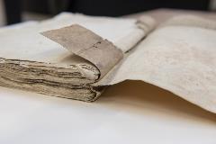 Archief 1111, het register waarin het fragment zat. Foto: WilliamvanderVoort