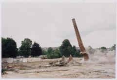 De sloop van De Regenboog in 1996. Fotograaf Multivision, collectie Regionaal Archief Tilburg (fotonr. 043840)