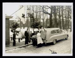 Kerstviering in 1950. Fotograaf onbekend (foto: 1696109).