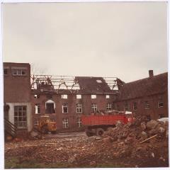 Sloop textielfabriek Pieter van Dooren 1975
