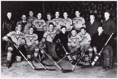 Tilburg Trappers kampioen in 1947. Foto Frans van Aarle. Fotonummer 054309.