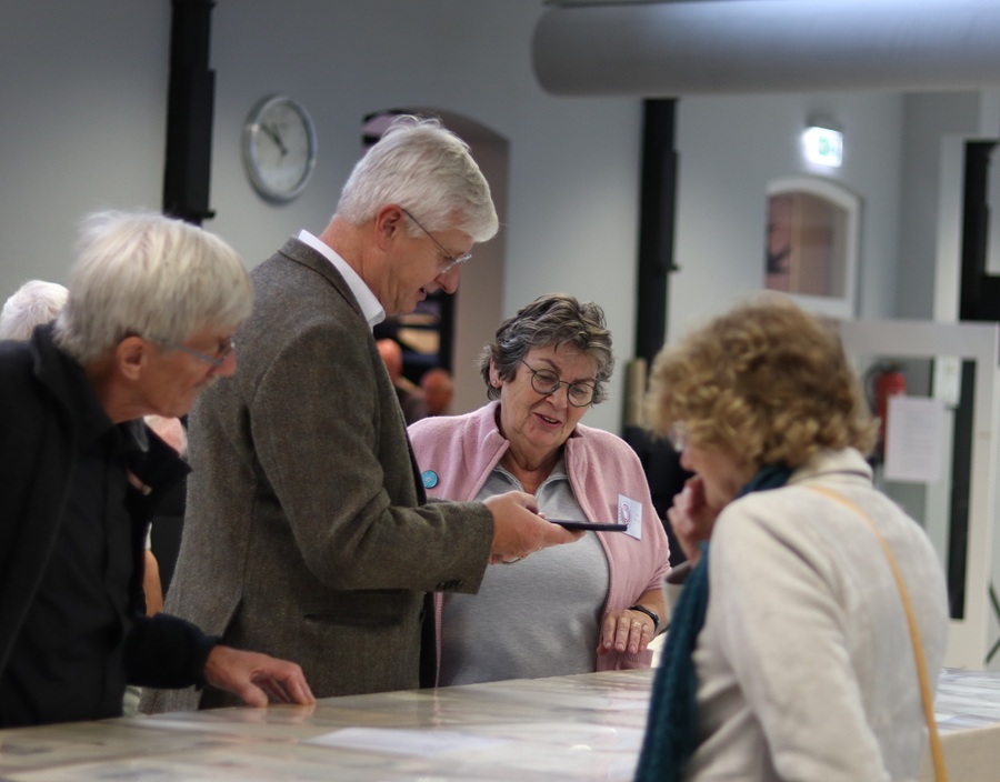 Wethouder Anton Timm En Ans Dongen 2025 Lr