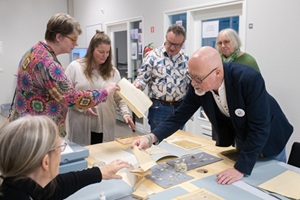 Symposium Dorpsbestuur Hey 1032 Lr830947c2 9Be8 4671 93Ad 60E470a58532 (1)